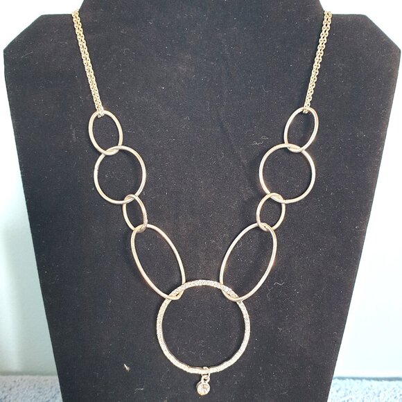 VINTAGE SILVER TONE WHITE CRYSTAL CIRCLE LINK NECKLACE - Picture 1 of 10